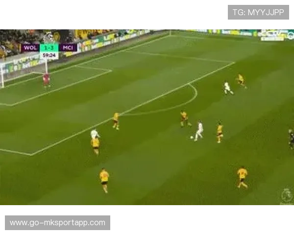 狼队崛起的秘密武器：仿德布劳内的纵深传球战术解析