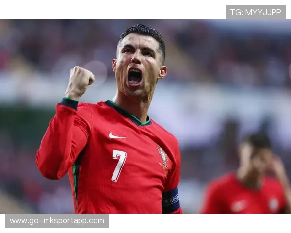 那不勒斯追C罗式进球爆破点：点燃意甲新传奇的火焰